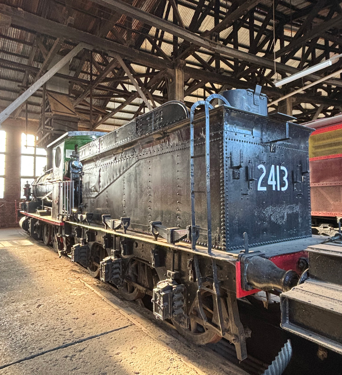 A train in a building

AI-generated content may be incorrect.
