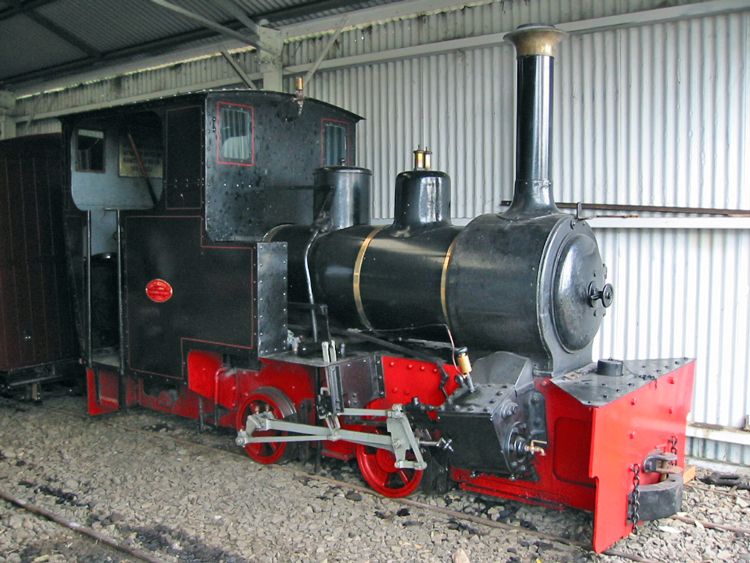 A black train engine

Description automatically generated with low confidence